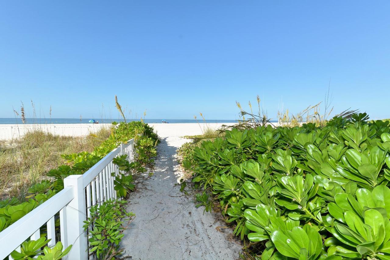 Anna Maria Island Runaway Tropical Dream-One Minute Walk To The Beach-Heated Pool 布雷登顿海滩 外观 照片